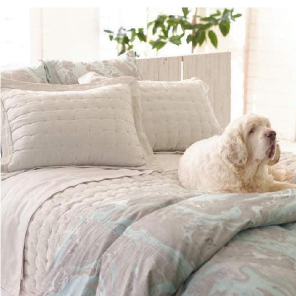 NWT Annie Selke Brussels quilted pair standard pillow shams herringbone natural